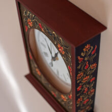 Asztali vagy falióra színes torockói virágokkal