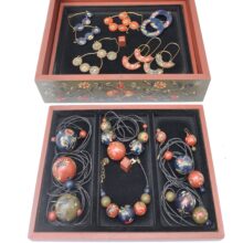 emeletes ékszeres doboz