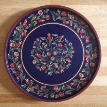 kék népi motívumos tálca