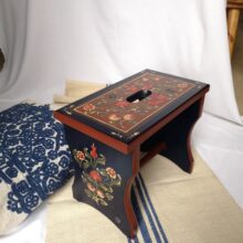 minőségi kék, bordó sámli