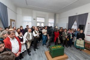 kelengyelada-kiallitas-megnyiton-16 Kelengyeládák és titkaik a Kárpát-medencében kiállítás megnyitó