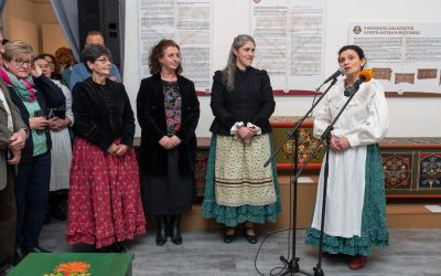 Magyar hozomány- Kelengyeládák és titkaik a Kárpát-medencében kiállítás