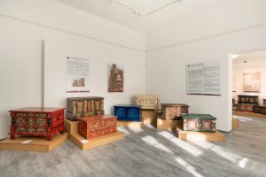 kelengyelada-felfold-komarom-matyofold Kelengyeládák és titkaik a Kárpát-medencében kiállítás